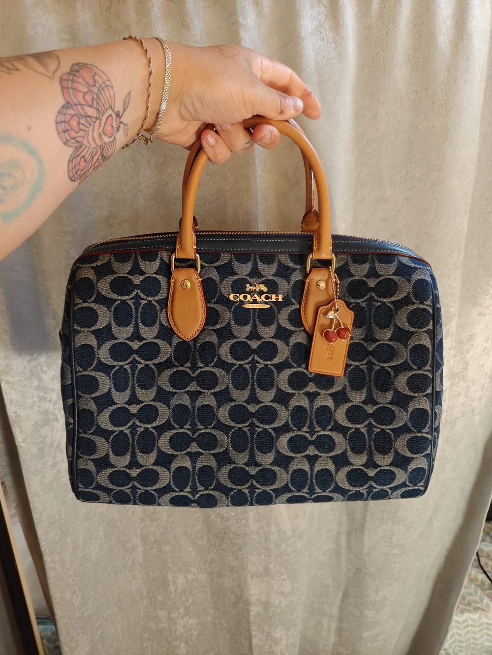 Large Denim Rowan (2025)